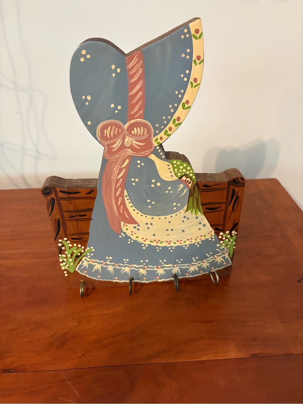 Hand Painted Sunbonnet Lady Wooden Wall Key Holder Folk Art
